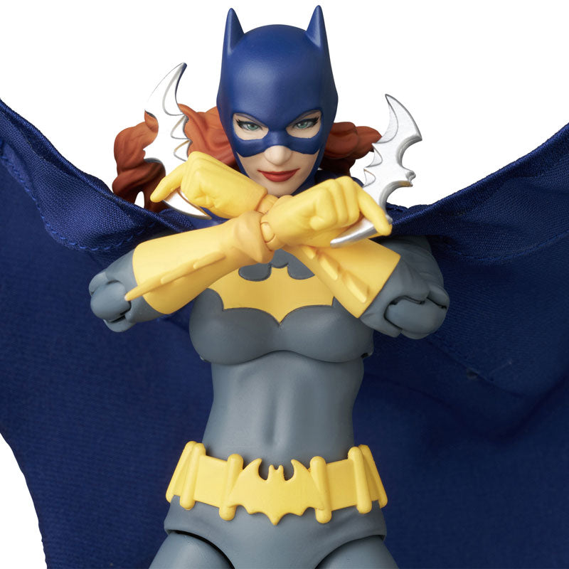 Load image into Gallery viewer, MAFEX Batman Hush: No. 334 Batgirl (Recollection Version)
