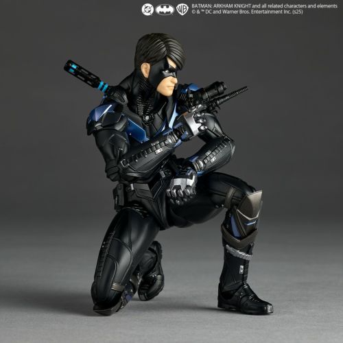 Load image into Gallery viewer, Kaiyodo - Amazing Yamaguchi - Revoltech DC Comics NR104 - Nightwing

