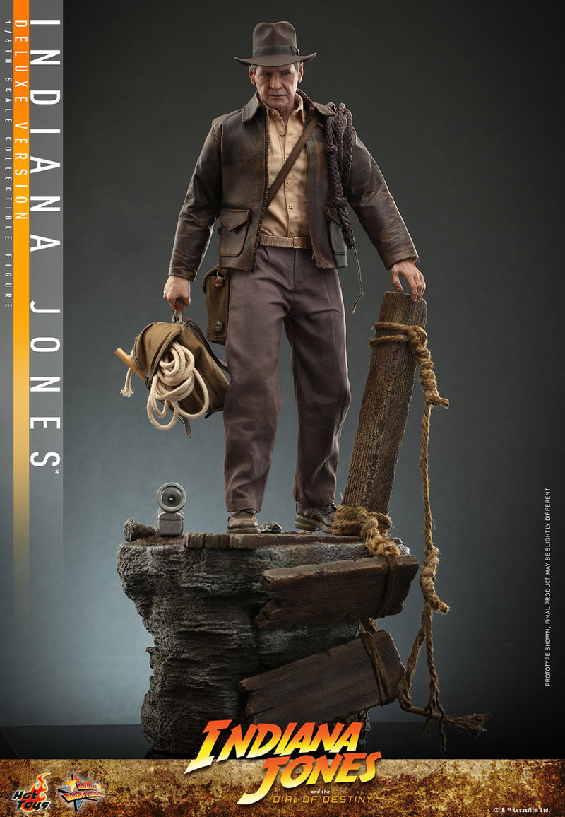 Load image into Gallery viewer, Hot Toys - Indiana Jones and The Dial of Destiny - Indiana Jones (Deluxe Version)
