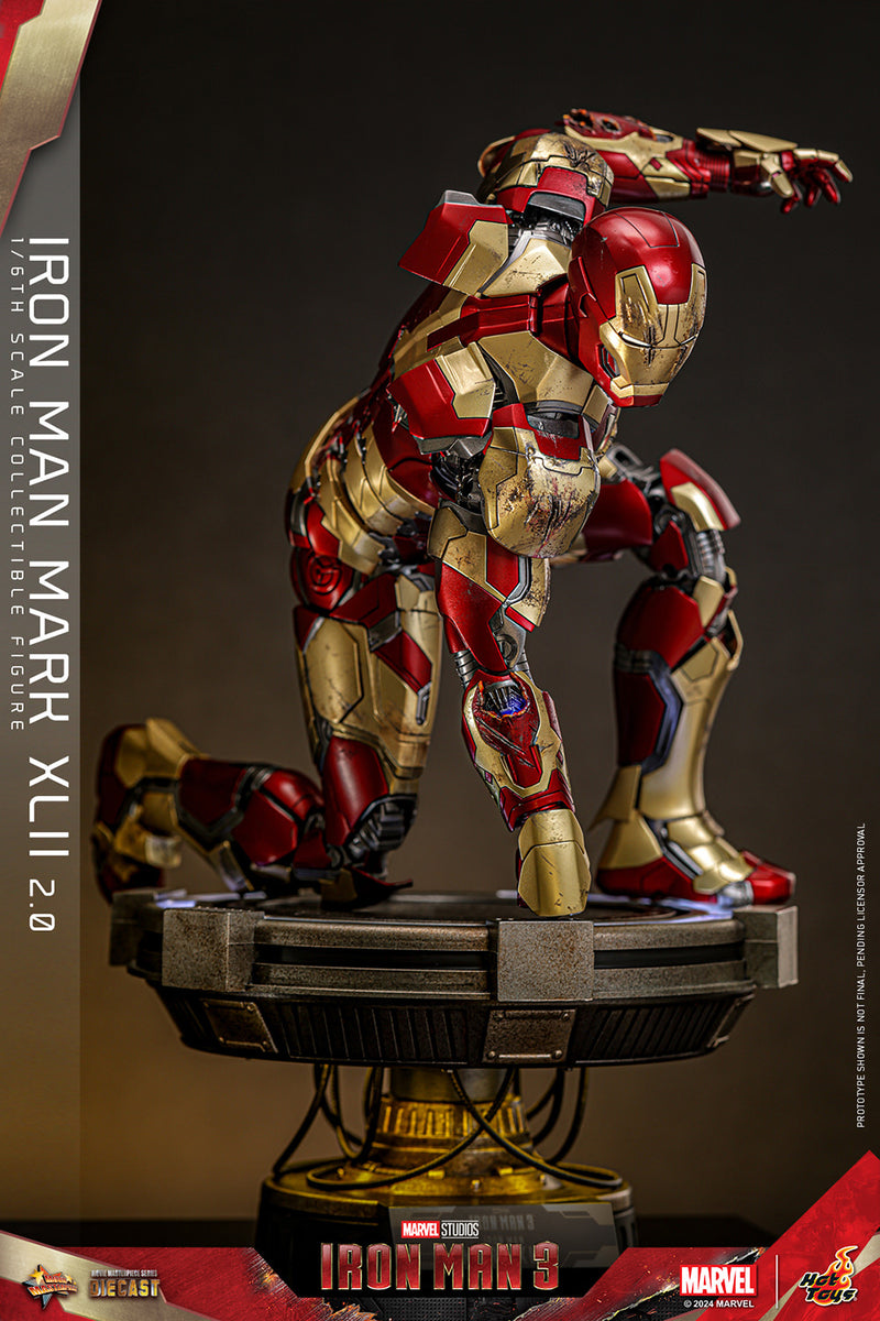 Load image into Gallery viewer, Hot Toys - Iron Man 3 - Iron Man Mark XLII (2.0)
