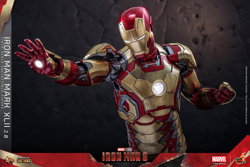 Load image into Gallery viewer, Hot Toys - Iron Man 3 - Iron Man Mark XLII (2.0)
