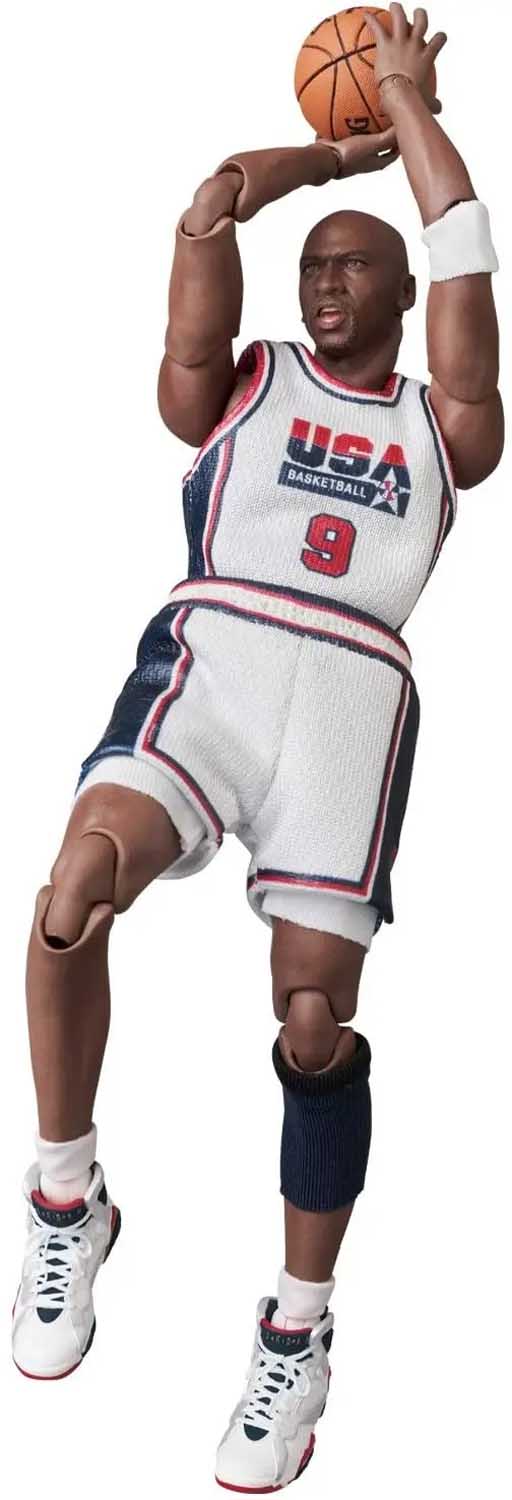 Load image into Gallery viewer, MAFEX NBA: Michael Jordan (Team USA) No. 132
