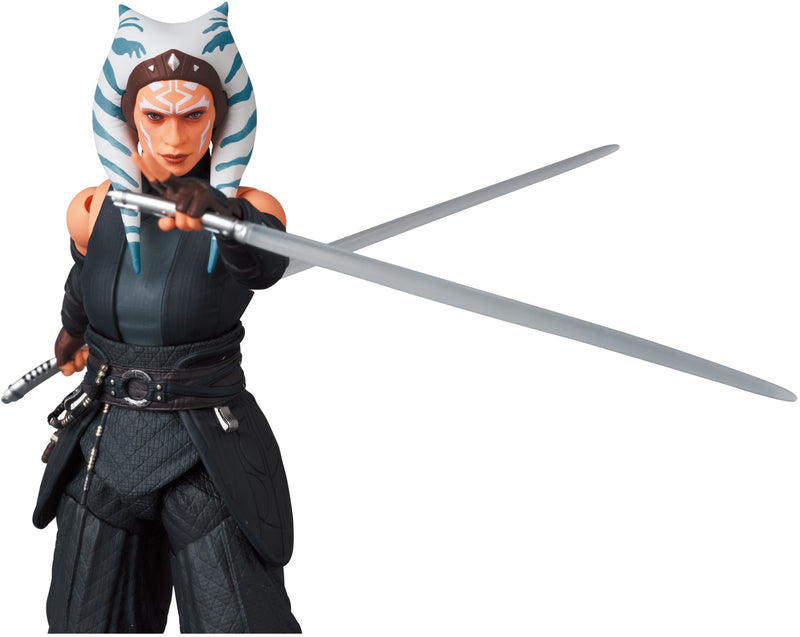 Load image into Gallery viewer, MAFEX Star Wars The Mandalorian - Ahsoka Tano No. 210
