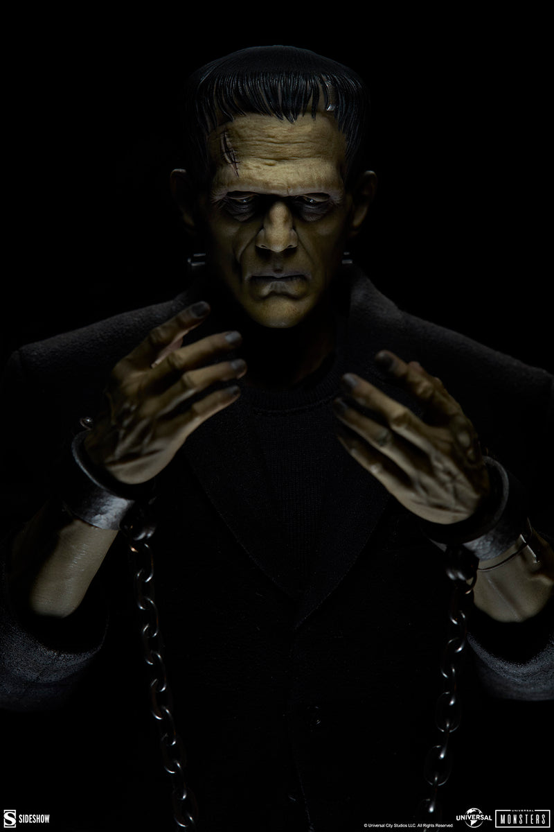 Load image into Gallery viewer, Sideshow - Universal Monsters: Frankenstein (1931) - Frankenstein (Deluxe Edition)
