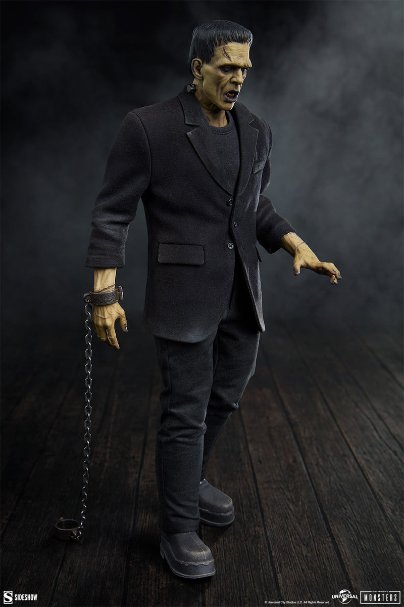 Load image into Gallery viewer, Sideshow - Universal Monsters: Frankenstein (1931) - Frankenstein (Deluxe Plus Edition)
