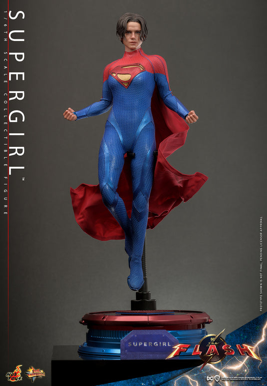 Hot Toys - The Flash (2023) - Supergirl