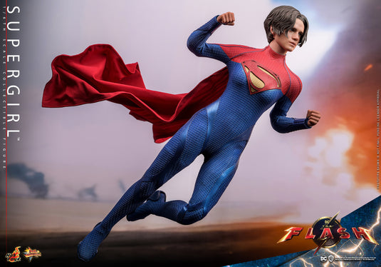 Hot Toys - The Flash (2023) - Supergirl