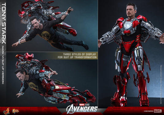 Hot Toys - The Avengers - Tony Stark (Mark VII Suit-Up Version)