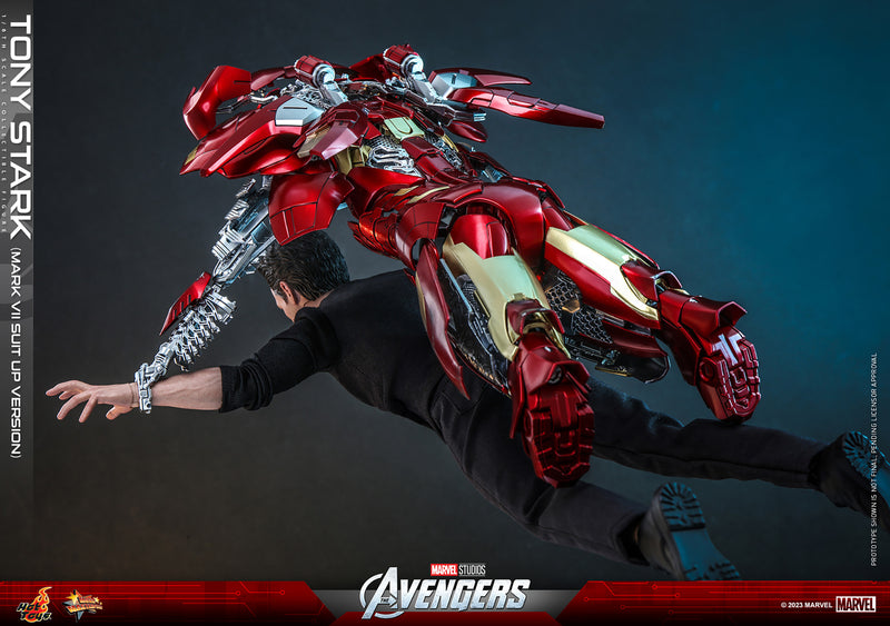 Load image into Gallery viewer, Hot Toys - The Avengers - Tony Stark (Mark VII Suit-Up Version)
