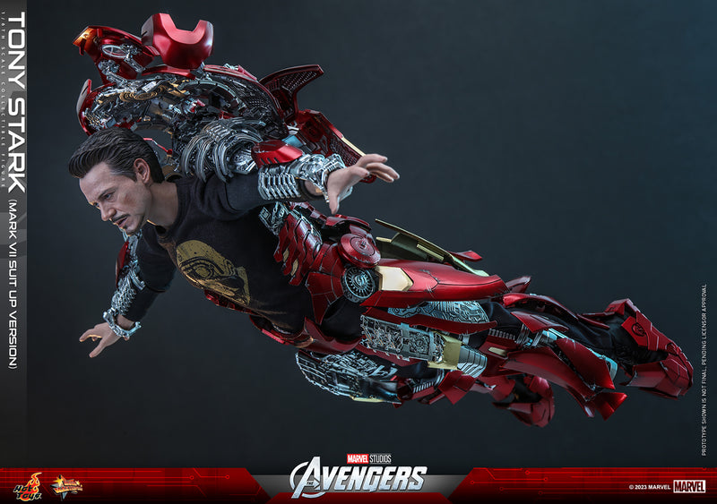 Load image into Gallery viewer, Hot Toys - The Avengers - Tony Stark (Mark VII Suit-Up Version)
