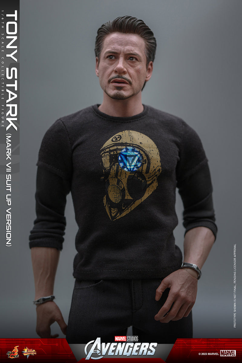 Load image into Gallery viewer, Hot Toys - The Avengers - Tony Stark (Mark VII Suit-Up Version)
