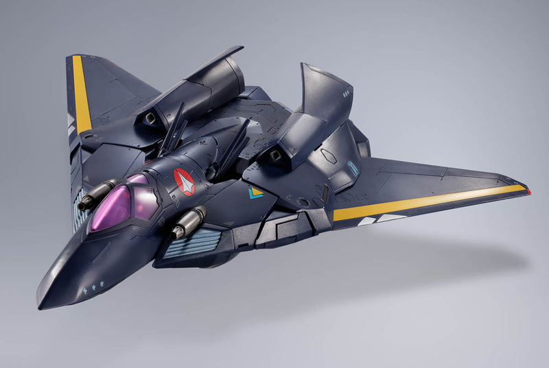 Load image into Gallery viewer, Bandai - Macross 7 DX Chogokin: VF-17S Nightmare Stealth Valkyrie (Gamlin Kizaki)
