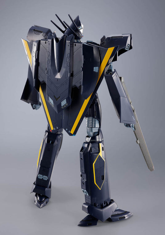 Bandai - Macross 7 DX Chogokin: VF-17S Nightmare Stealth Valkyrie (Gamlin Kizaki)