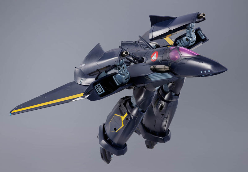 Load image into Gallery viewer, Bandai - Macross 7 DX Chogokin: VF-17S Nightmare Stealth Valkyrie (Gamlin Kizaki)
