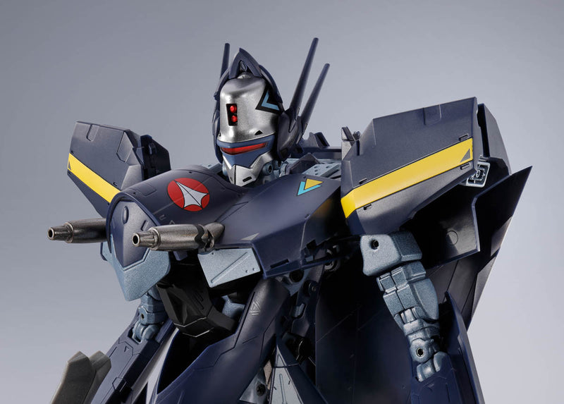 Load image into Gallery viewer, Bandai - Macross 7 DX Chogokin: VF-17S Nightmare Stealth Valkyrie (Gamlin Kizaki)
