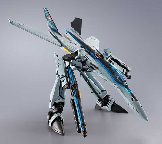Bandai - Macross Frontier DX Chogokin: VF－25 Messiah Valkyrie