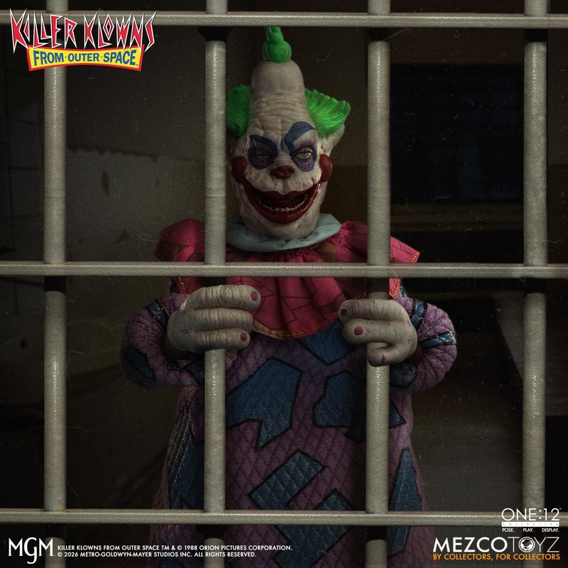 Load image into Gallery viewer, Mezco Toyz - One 12 Killer Klowns From Outer Space - Jumbo
