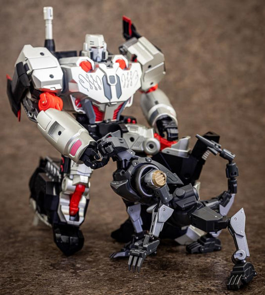 Mastermind Creations- Reformatted R-40 - Jaguar with Tyrantron Upgrade Kit