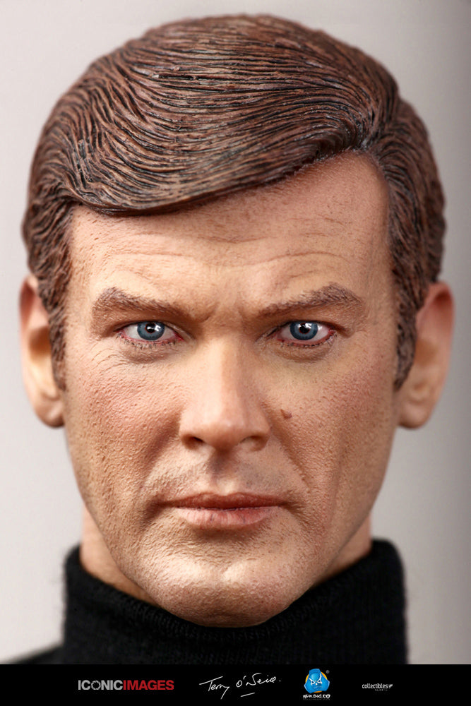 Load image into Gallery viewer, DID - Roger Moore Action Figure
