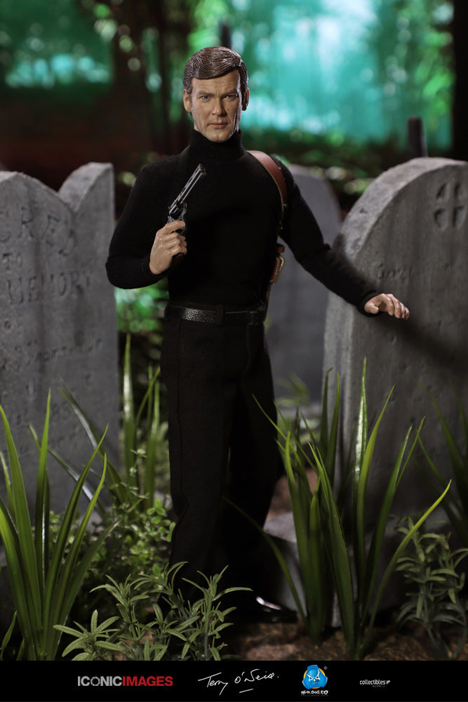 Load image into Gallery viewer, DID - Roger Moore Action Figure

