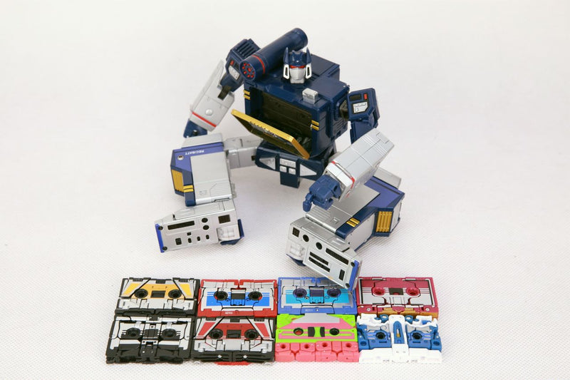 Load image into Gallery viewer, Robot Hero - Burden &amp; Barney
