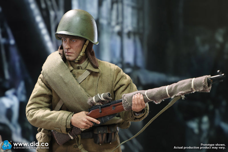 Load image into Gallery viewer, DID - WWII Russian Sniper - Vasily Zaitsev (Weathered)
