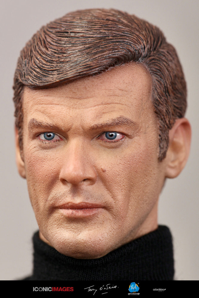 Load image into Gallery viewer, DID - Roger Moore Action Figure
