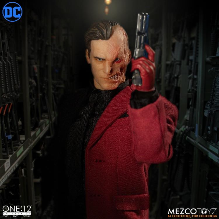 Load image into Gallery viewer, Mezco Toyz - One:12 DC Two-Face
