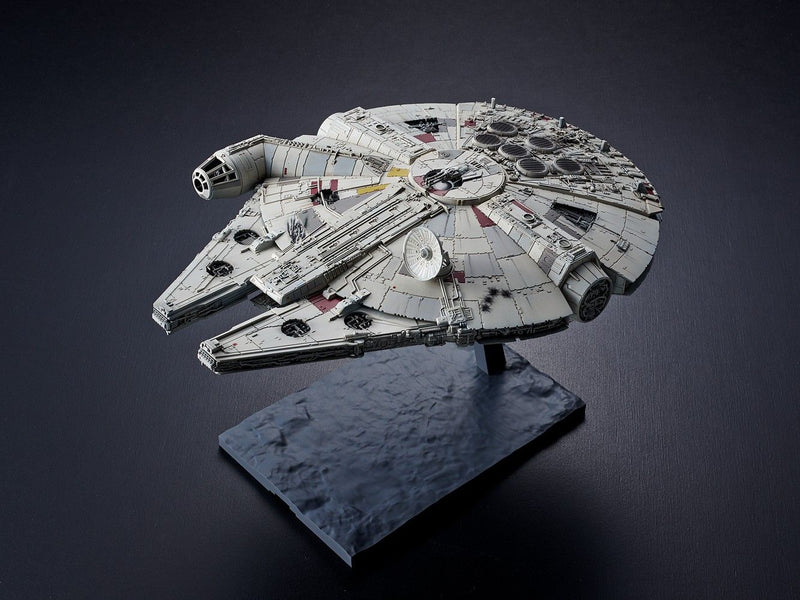 Load image into Gallery viewer, Bandai - Star Wars 1/144 Millennium Falcon  [Star Wars: The Rise of Skywalker]
