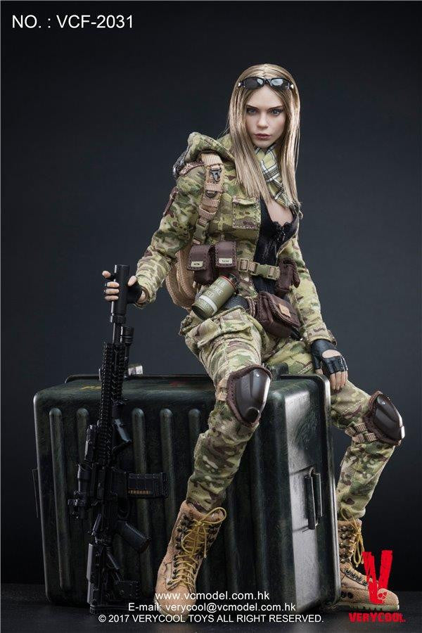 Load image into Gallery viewer, Very Cool  - MC Camouflage Women Soldier - Villa
