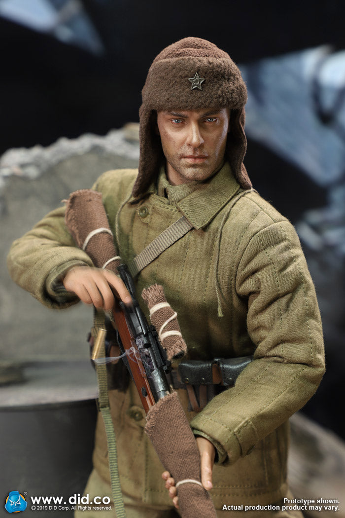 Load image into Gallery viewer, DID - WWII Russian Sniper - Vasily Zaitsev (Weathered)
