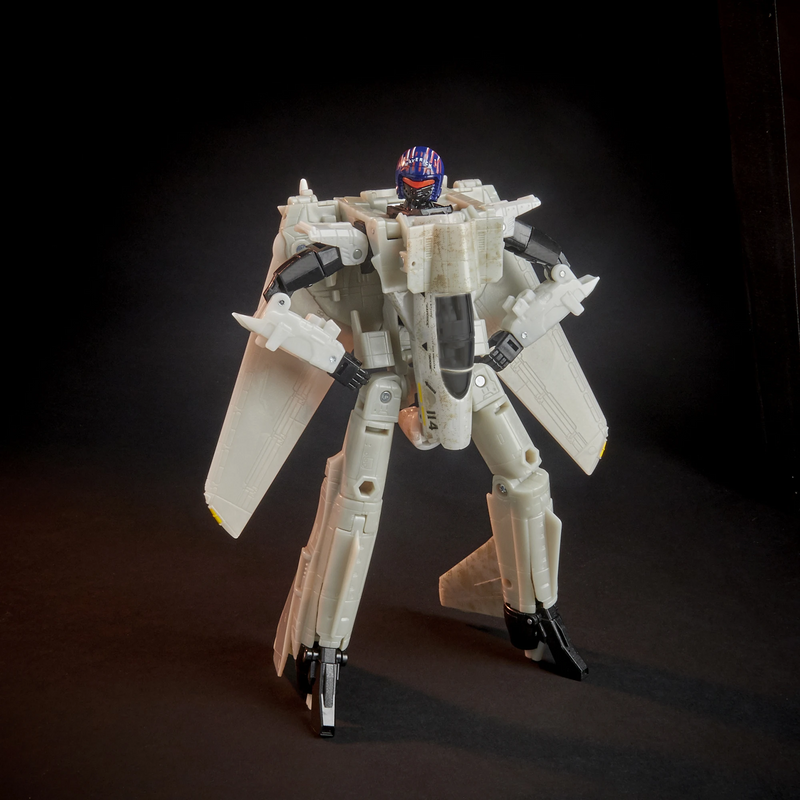 Load image into Gallery viewer, Transformers Generations X Top Gun Mash-Up - Maverick Robot
