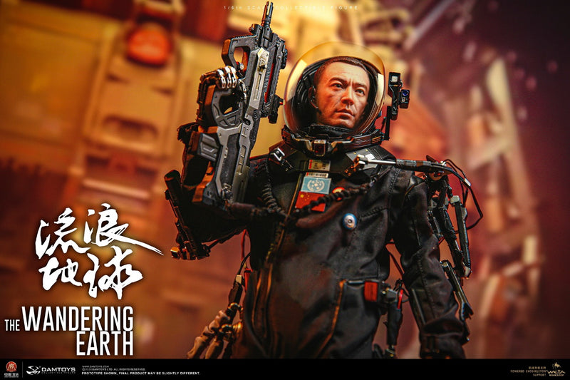 Load image into Gallery viewer, DAM Toys - The Wandering Earth CN171-11 Rescue Unit Captain Wang Lei
