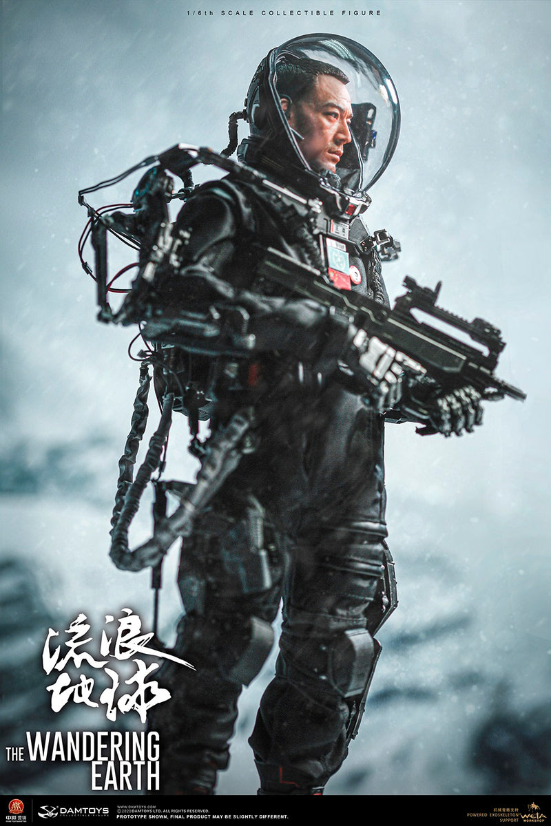 Load image into Gallery viewer, DAM Toys - The Wandering Earth CN171-11 Rescue Unit Captain Wang Lei
