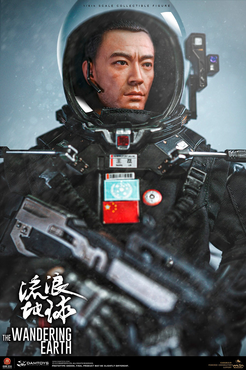 Load image into Gallery viewer, DAM Toys - The Wandering Earth CN171-11 Rescue Unit Captain Wang Lei
