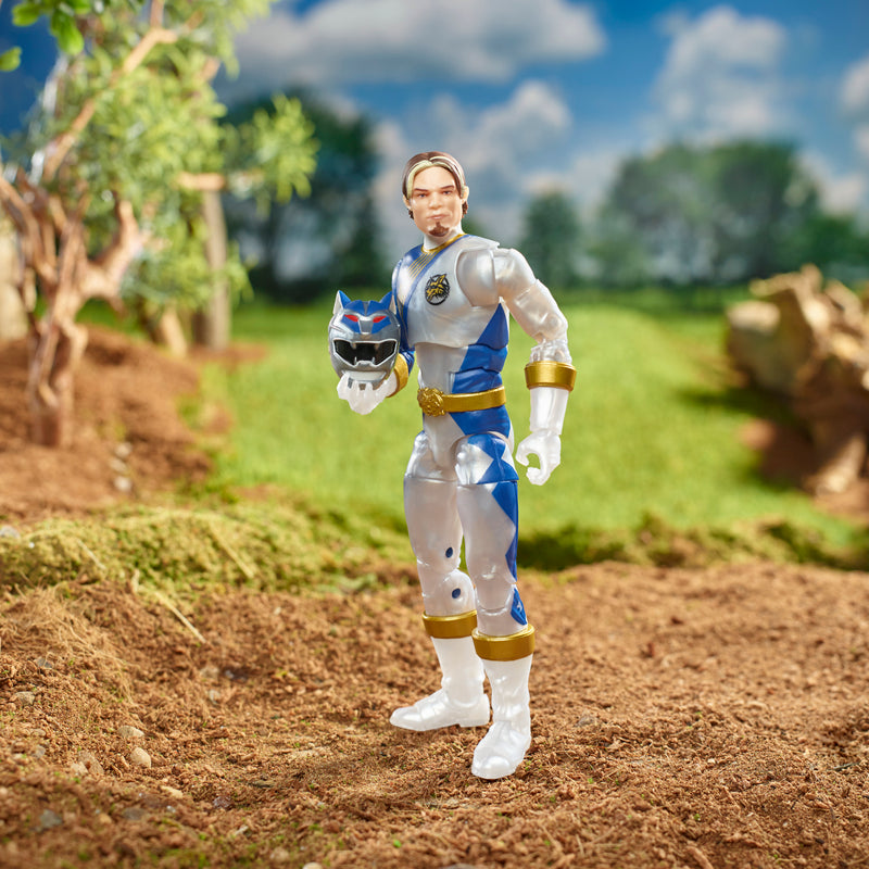 Load image into Gallery viewer, Power Rangers Lightning Collection - Power Rangers Wild Force: Lunar Wolf Ranger
