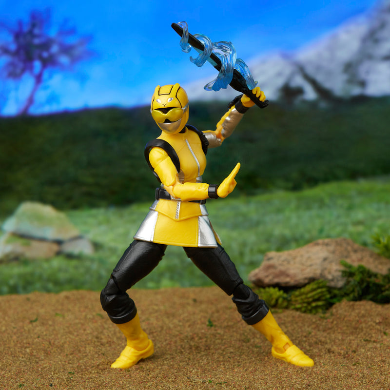 Load image into Gallery viewer, Power Rangers Lightning Collection - Power Rangers Beast Morphers: Yellow Ranger
