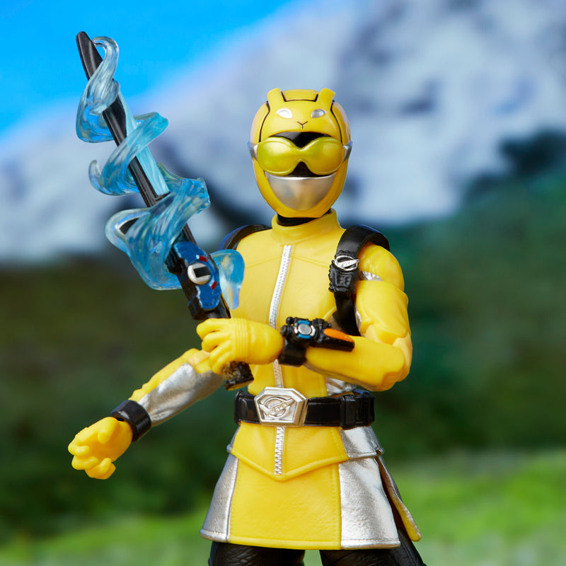 Load image into Gallery viewer, Power Rangers Lightning Collection - Power Rangers Beast Morphers: Yellow Ranger
