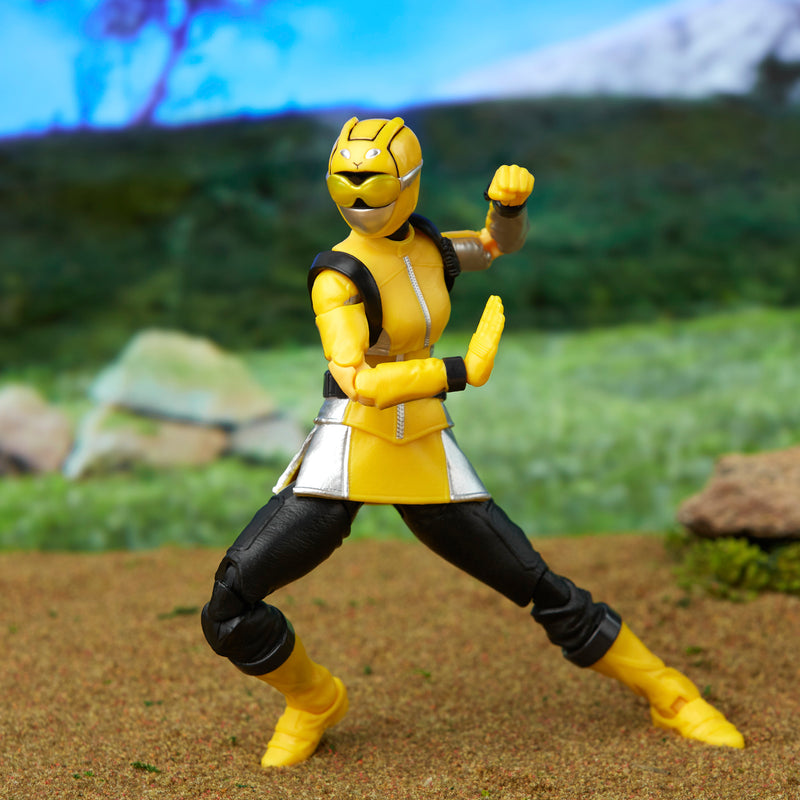 Load image into Gallery viewer, Power Rangers Lightning Collection - Power Rangers Beast Morphers: Yellow Ranger
