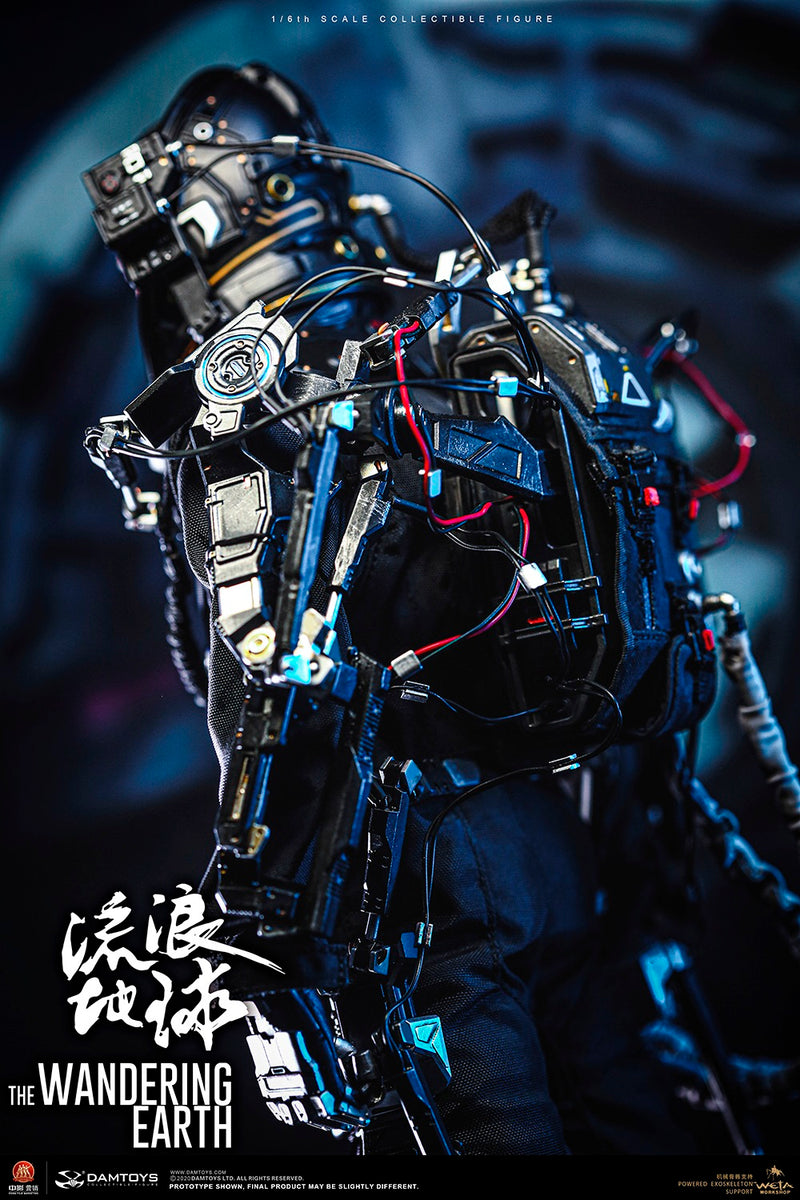 Load image into Gallery viewer, DAM Toys - The Wandering Earth CN171-11 Rescue Unit Captain Wang Lei
