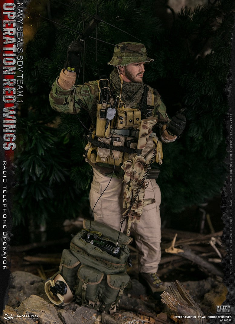 Load image into Gallery viewer, DAM Toys - Operation Red Wings NAVY SEALS SDV Team 1 Radio Telephone Operator
