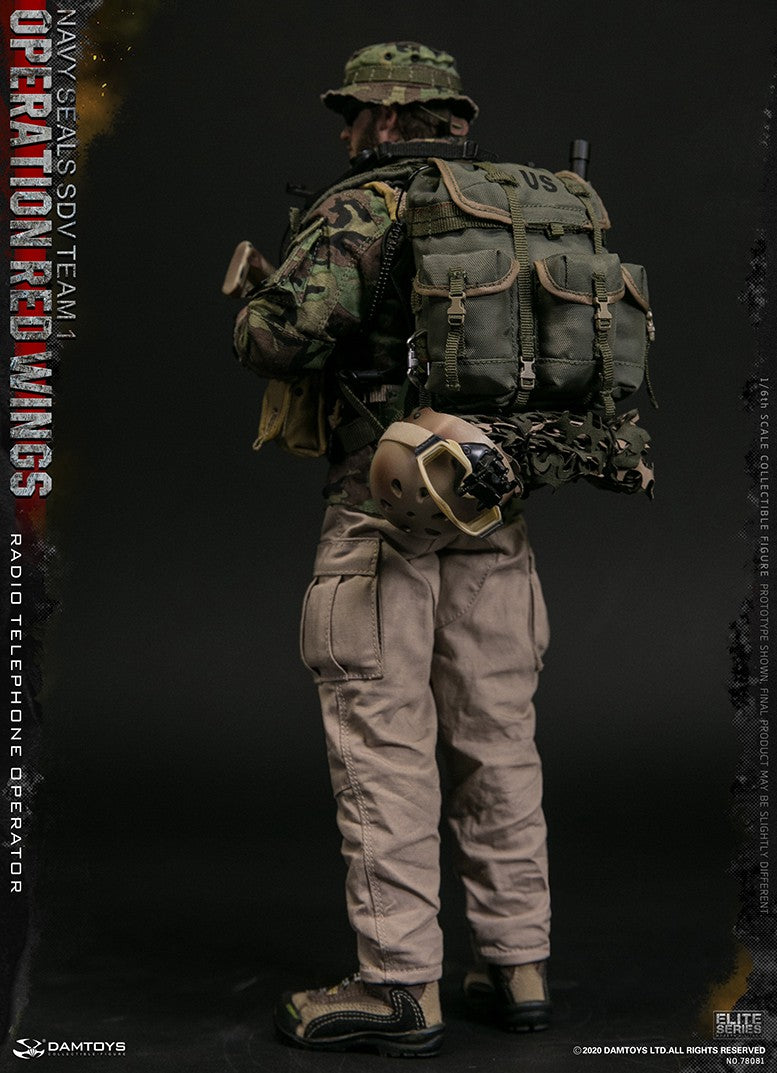 Load image into Gallery viewer, DAM Toys - Operation Red Wings NAVY SEALS SDV Team 1 Radio Telephone Operator
