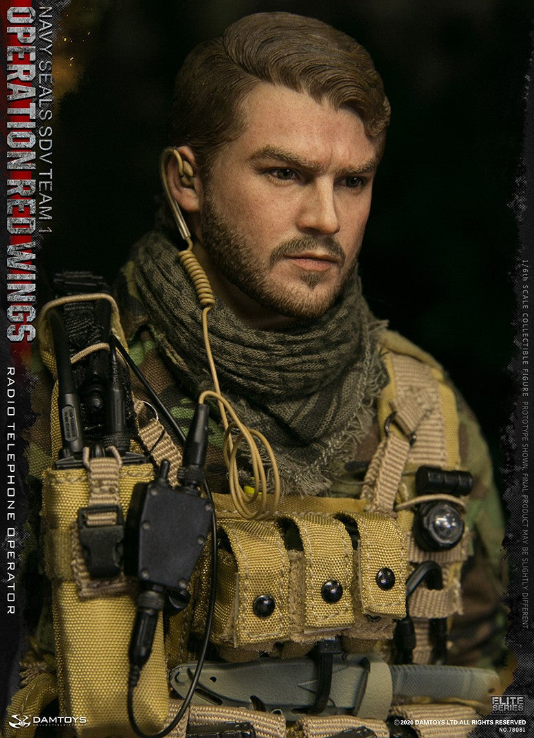 Load image into Gallery viewer, DAM Toys - Operation Red Wings NAVY SEALS SDV Team 1 Radio Telephone Operator

