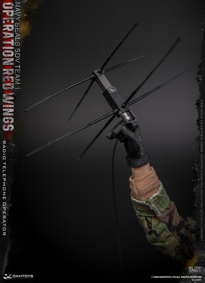 Load image into Gallery viewer, DAM Toys - Operation Red Wings NAVY SEALS SDV Team 1 Radio Telephone Operator
