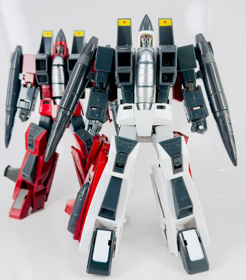 Load image into Gallery viewer, Maketoys Remaster Series - MTRM-17 Booster (With Bonus)
