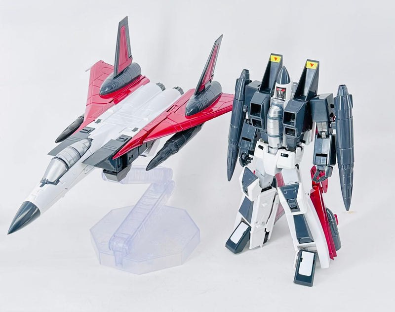 Load image into Gallery viewer, Maketoys Remaster Series - MTRM-17 Booster (With Bonus)
