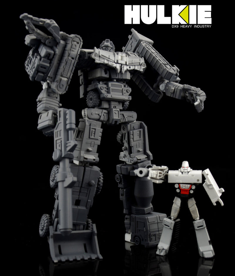 Load image into Gallery viewer, DX9 - War in Pocket - Hulkie set of 6 figures
