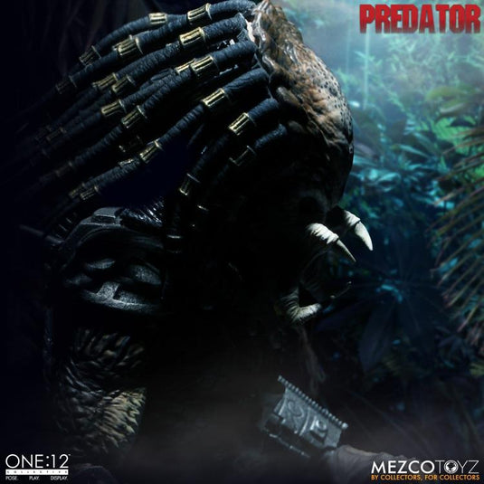 Mezco Toyz - One:12 Predator Deluxe Edition