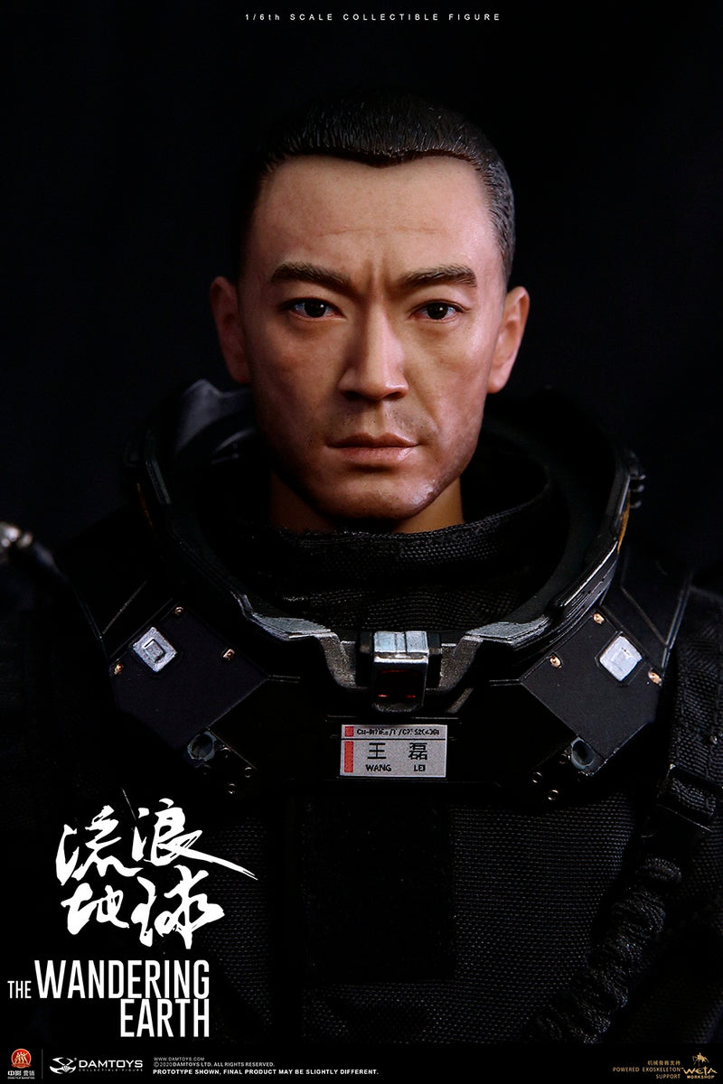 Load image into Gallery viewer, DAM Toys - The Wandering Earth CN171-11 Rescue Unit Captain Wang Lei
