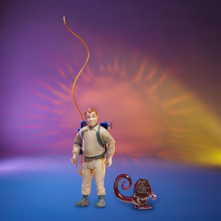 Load image into Gallery viewer, Hasbro - Kenner Classics - The Real Ghostbusters: Retro Ray Stantz and Wrapper Ghost
